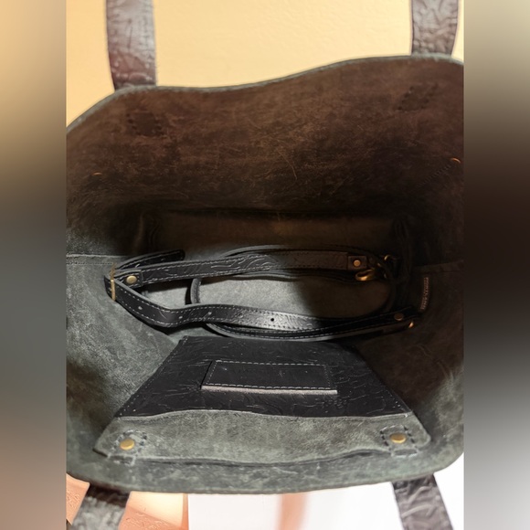 Portland Leather goods Dahlia medium classic Crossbody - Picture 4 of 4